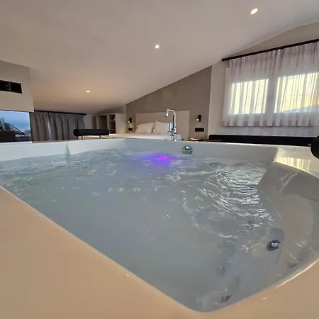 Aeolian Premium Апарт-отель 4*
