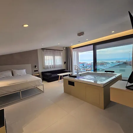 Апарт-отель Aeolian Premium 4*